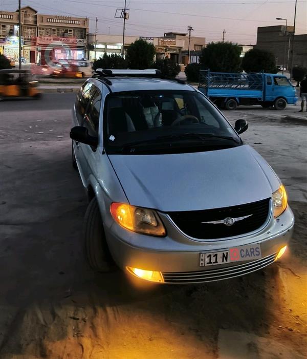 كرايسلر تاون آند كانتري 2001 للبيع في العراق - سبع البور